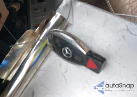 2000 Mercedes-Benz E 320 from USA, damaged, VIN WDBJH65JXYB072288